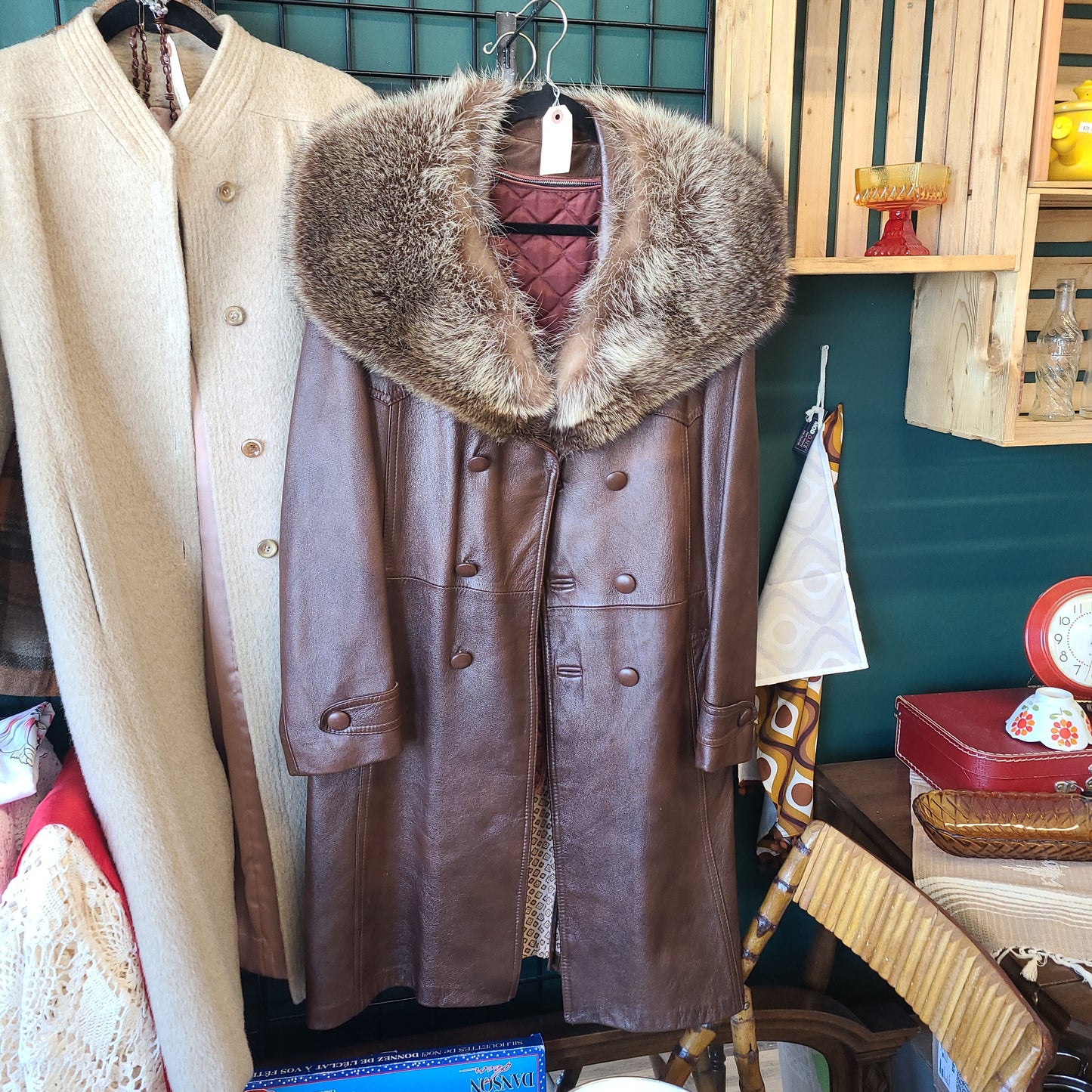 Vintage leather and fur - Classic & Kitsch