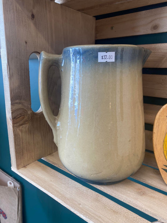 stoneware jug - Classic & Kitsch