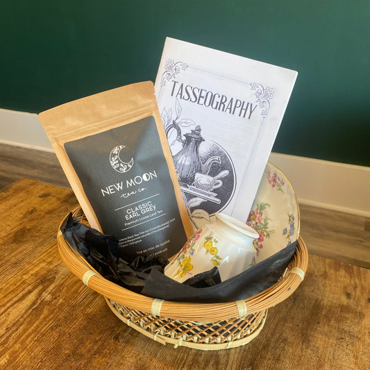 Tea Leaf Reading (Tasseography) Set - Classic & Kitsch