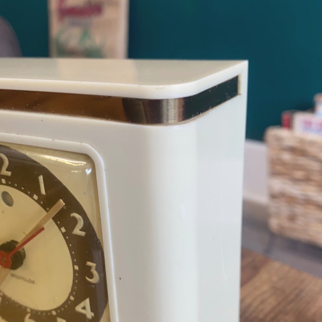 Table Clock - Classic & Kitsch