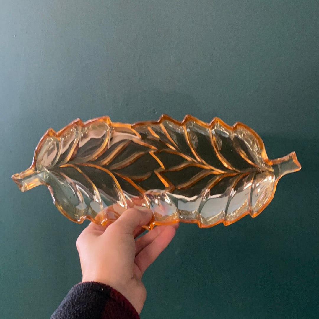 Vintage Carnival Glass - Autumn Leaf Set of 8 - Classic & Kitsch