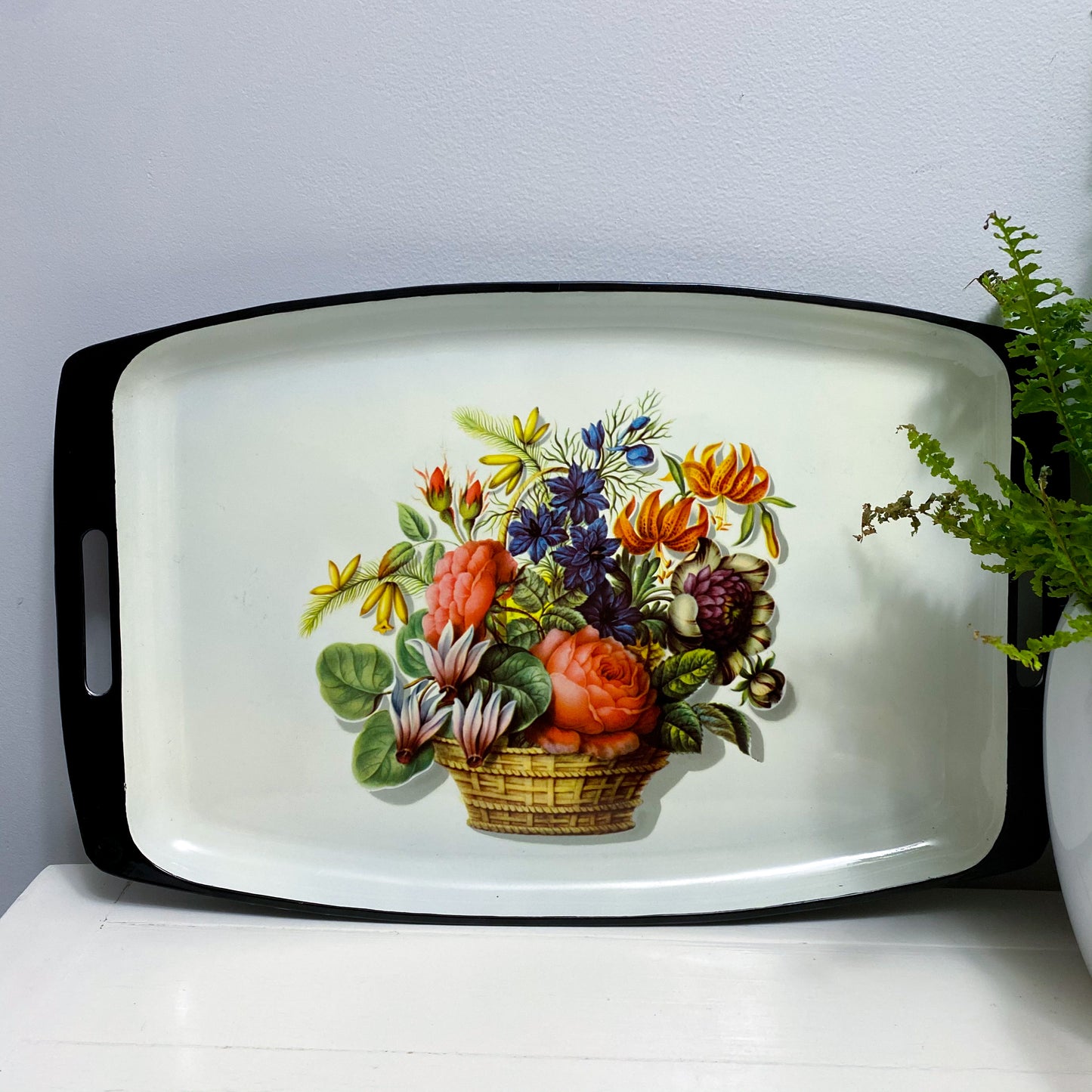 Floral Tray Made in Japan - Showa I.W. - Classic & Kitsch