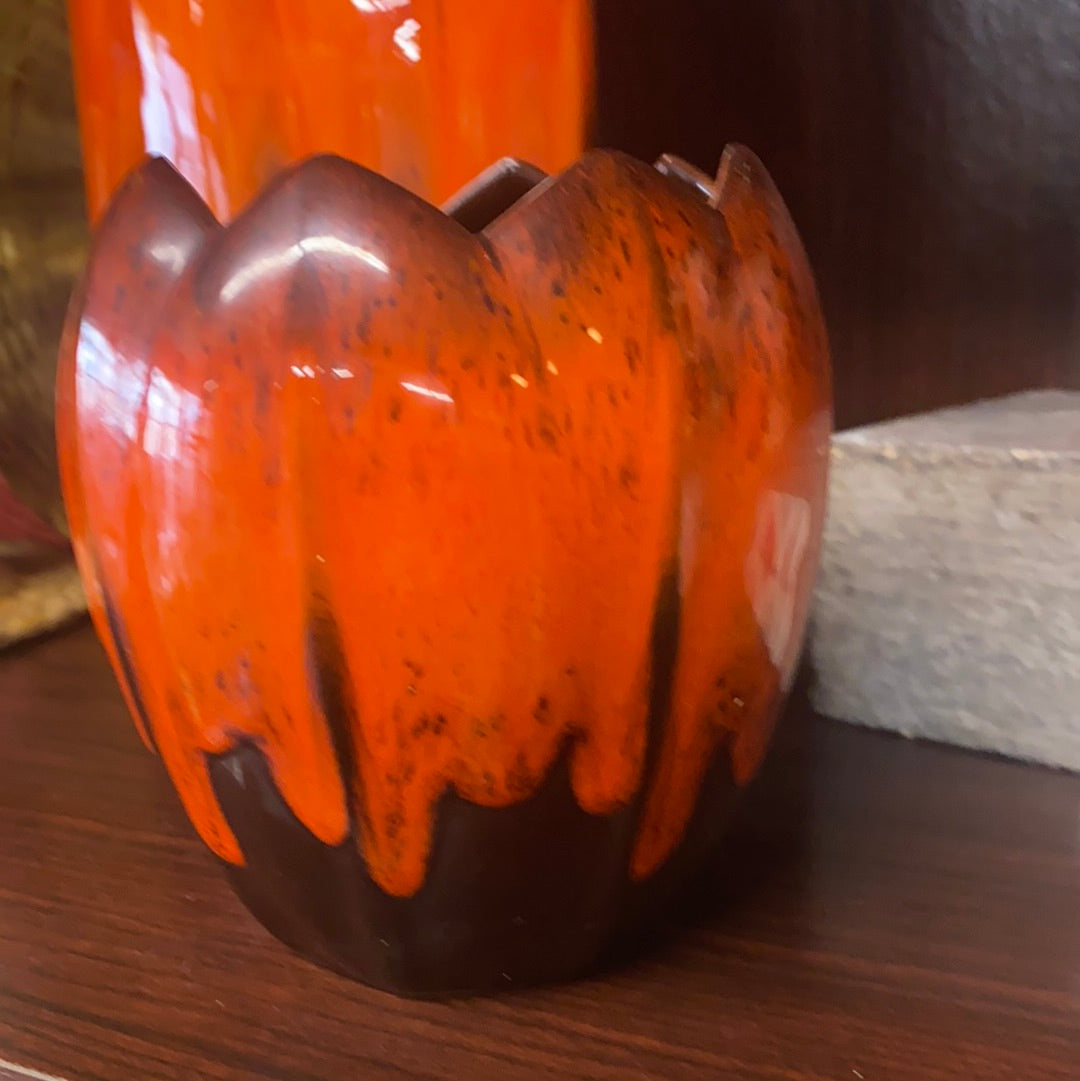Canadiana  Pottery Orange drip beauty - Classic & Kitsch