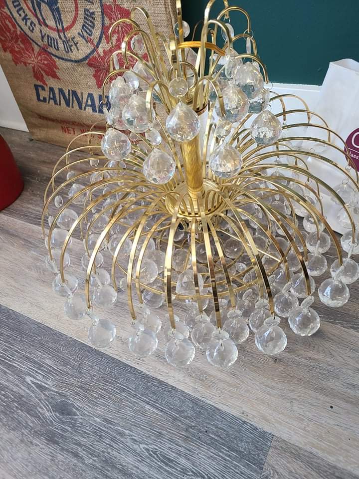 80s Vibe Chandelier - Classic & Kitsch
